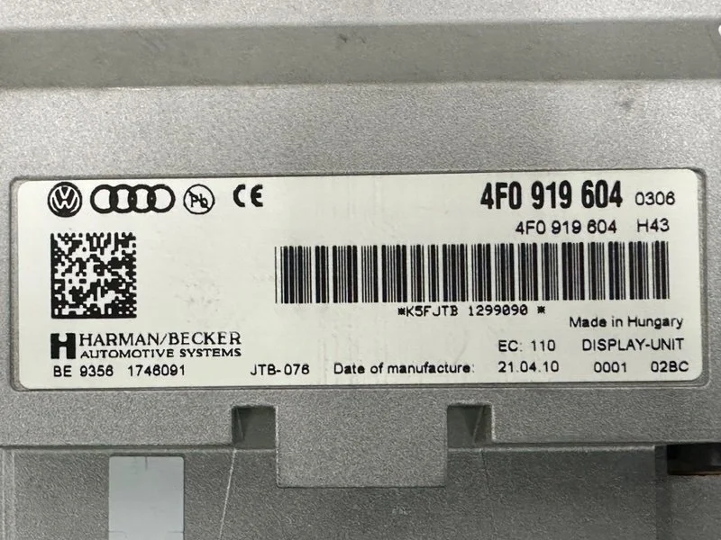 Монитор Audi A4 8K CDHB 2010 - миниатюра 6