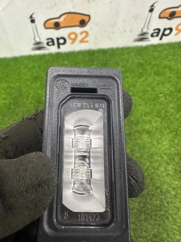 Подсветка номера Audi A5 8T CDNC 2011 - миниатюра 6