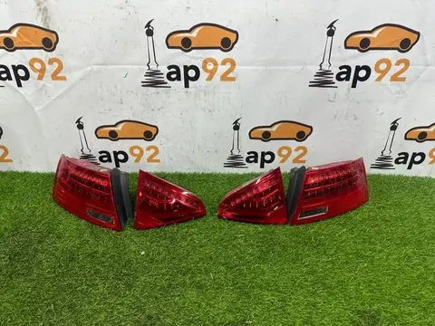 Комплект задних фонарей Audi A5 8T CDNC 2011