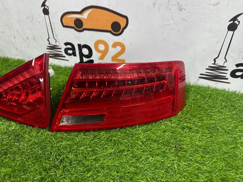 Комплект задних фонарей Audi A5 8T CDNC 2011 - миниатюра 5