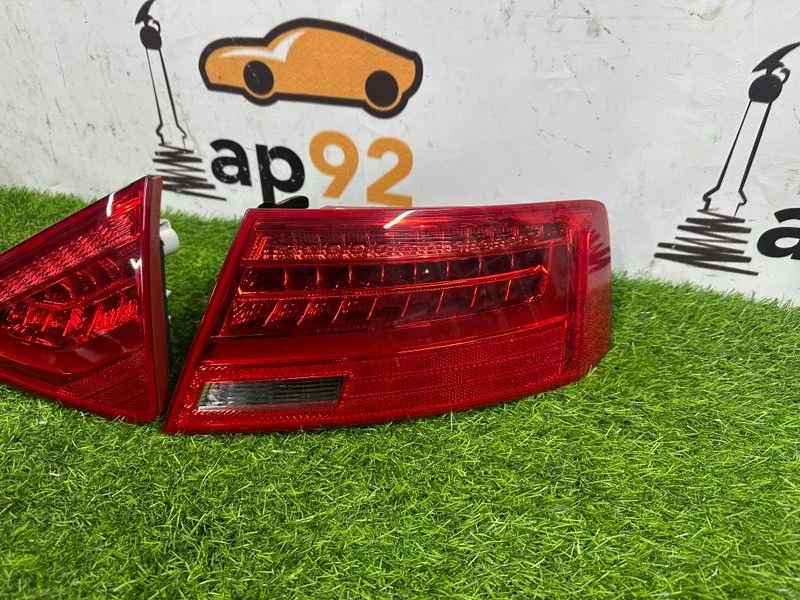 Комплект задних фонарей Audi A5 8T CDNC 2011 - миниатюра 5