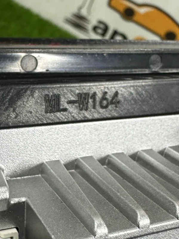 Магнитола Mercedes-Benz ML W164 642.940 2008 - миниатюра 9