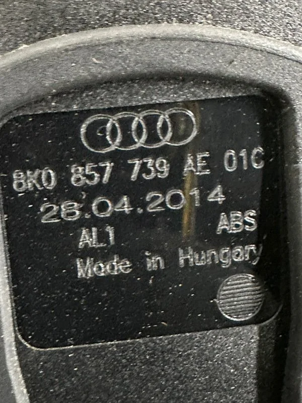Замок ремня безопасности задний Audi A4 8K CDNB - миниатюра 5