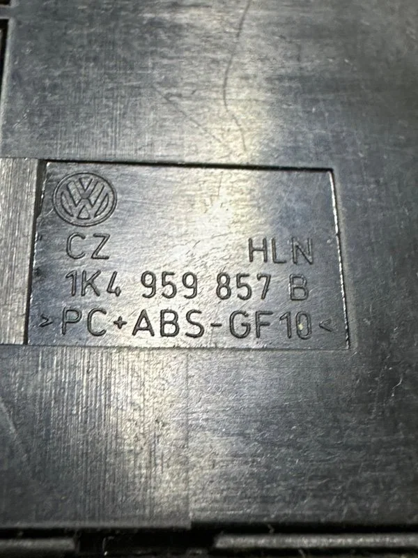 Кнопка стеклоподъемника Volkswagen Jetta MK 6 CAXA - миниатюра 5