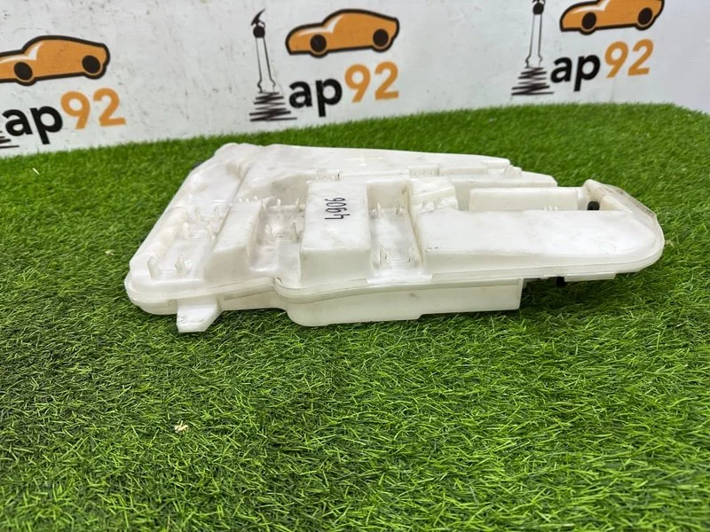 Бачок стеклоомывателя BMW 5-series F10 N55B30A - миниатюра 6