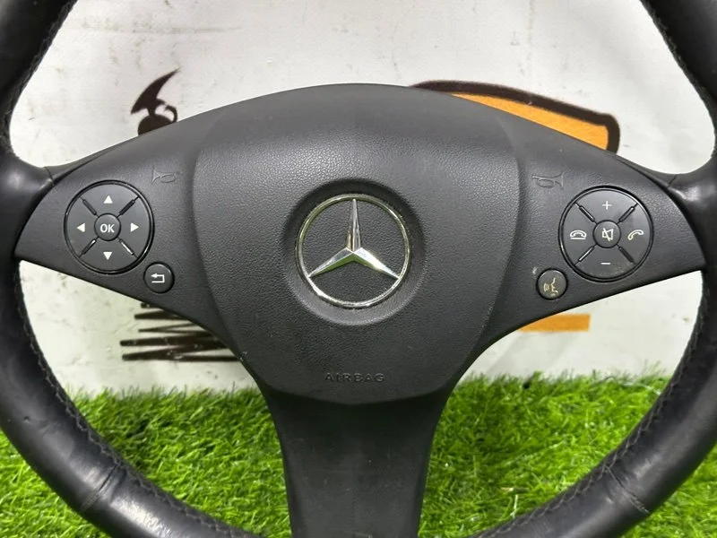 Руль Mercedes-Benz GLK X204 651.912 2011 - миниатюра 4