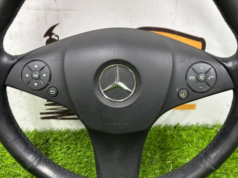Руль Mercedes-Benz GLK X204 651.912 2011 - миниатюра 4