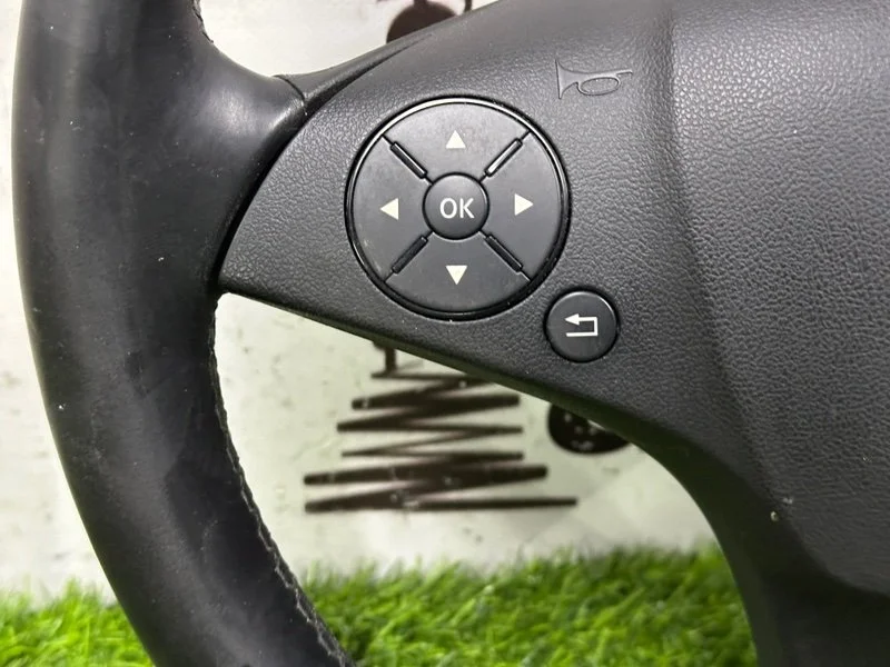 Руль Mercedes-Benz GLK X204 651.912 2011 - миниатюра 5