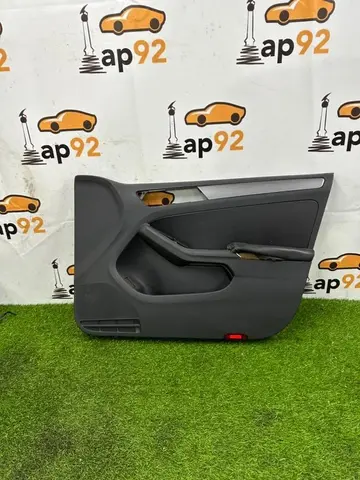 Накладка двери передняя правая Volkswagen Jetta MK