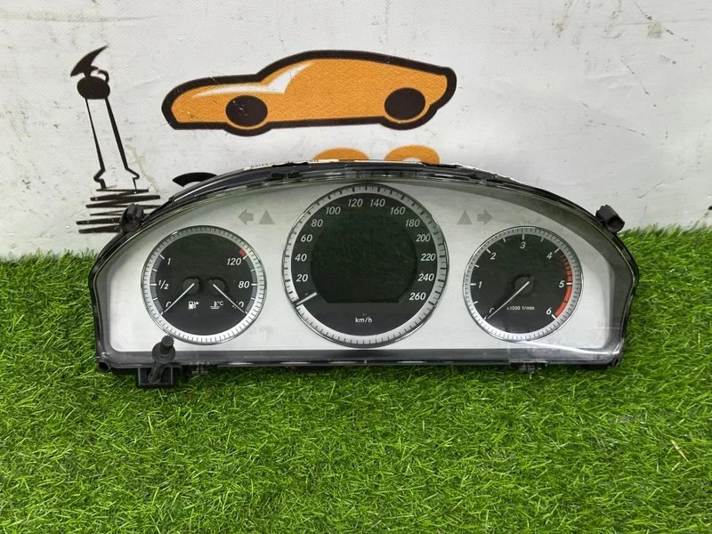 Панель приборов Mercedes-Benz GLK X204 651.912 - миниатюра 2