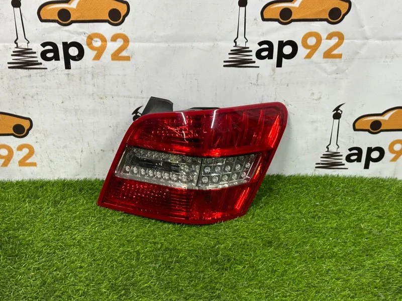 Стоп-сигнал правый Mercedes-Benz GLK X204 651.912 - миниатюра 2