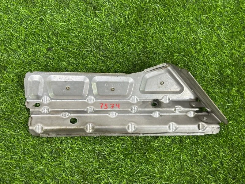 Тепловой экран Audi A5 8T CDNC 2011 - миниатюра 7