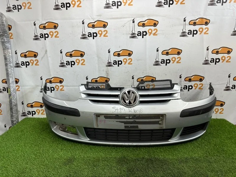 Бампер передний Volkswagen Golf MK5 2006 - изображение 1