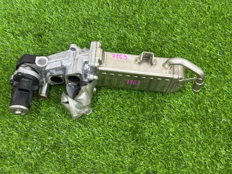 Радиатор системы EGR Volkswagen Passat B7 CFFB - миниатюра 3