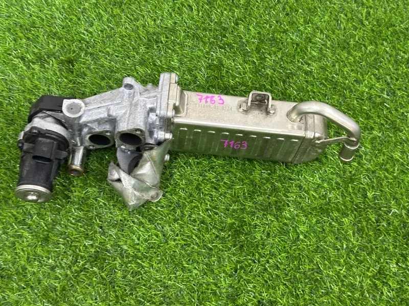 Радиатор системы EGR Volkswagen Passat B7 CFFB - миниатюра 3