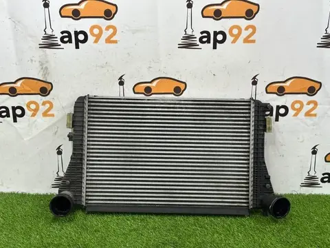 Интеркулер Volkswagen Passat CC B6 CBFA 2010