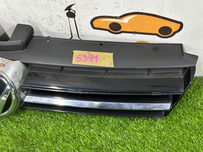 Решетка радиатора Volkswagen Golf MK7 CPTA 2014 - миниатюра 4