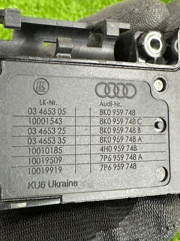 Кнопка регулировки сиденья правая Volkswagen - миниатюра 4