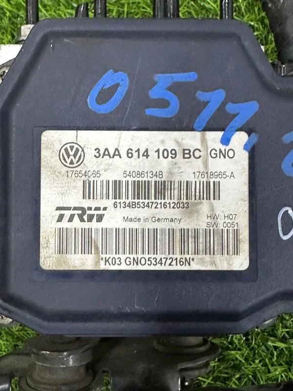 Блок ABS Volkswagen Passat Alltrack B7 CCZB 2012 - миниатюра 7