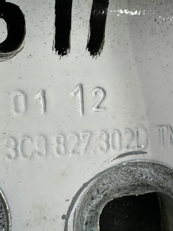 Петля крышки багажника правая Volkswagen Passat - миниатюра 7