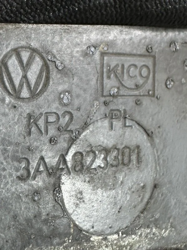 Петля капота левая Volkswagen Passat Alltrack B7 - миниатюра 5