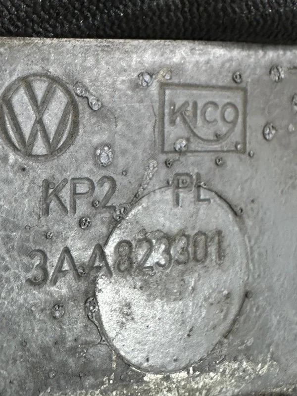 Петля капота левая Volkswagen Passat Alltrack B7 - миниатюра 5