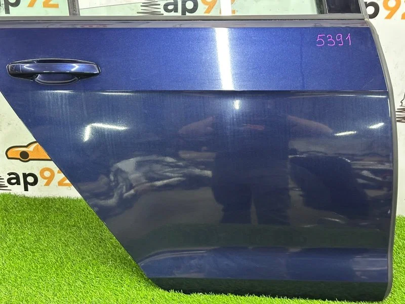 Дверь боковая задняя правая Volkswagen Golf MK7 - миниатюра 4