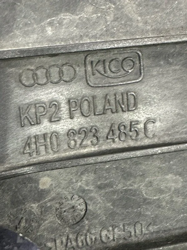 Крюк замка капота Audi A8 4H CTGA 2016 - миниатюра 6