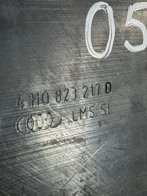 Крюк замка капота Audi A8 4H CTGA 2016 - миниатюра 7