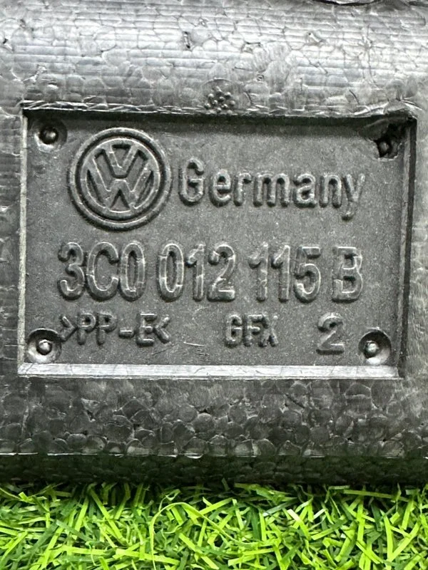 Ящик для инструмента Volkswagen Passat Alltrack B7 - миниатюра 10