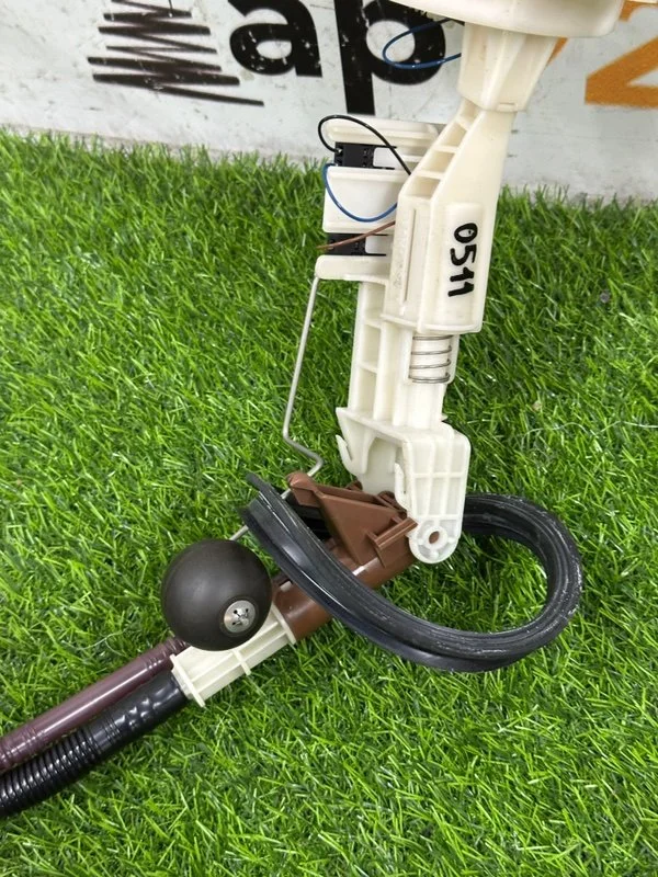 Датчик уровня топлива Volkswagen Passat Alltrack - миниатюра 3
