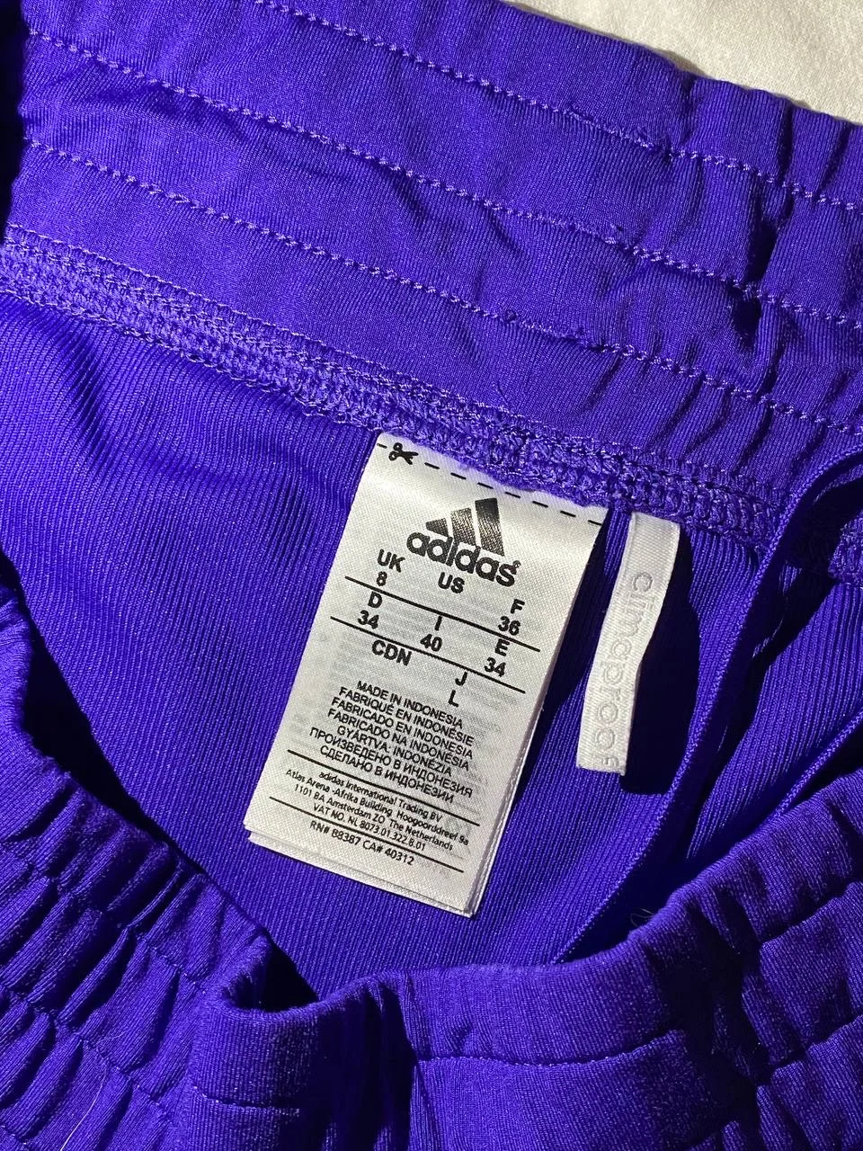 шорты adidas xs - миниатюра 2