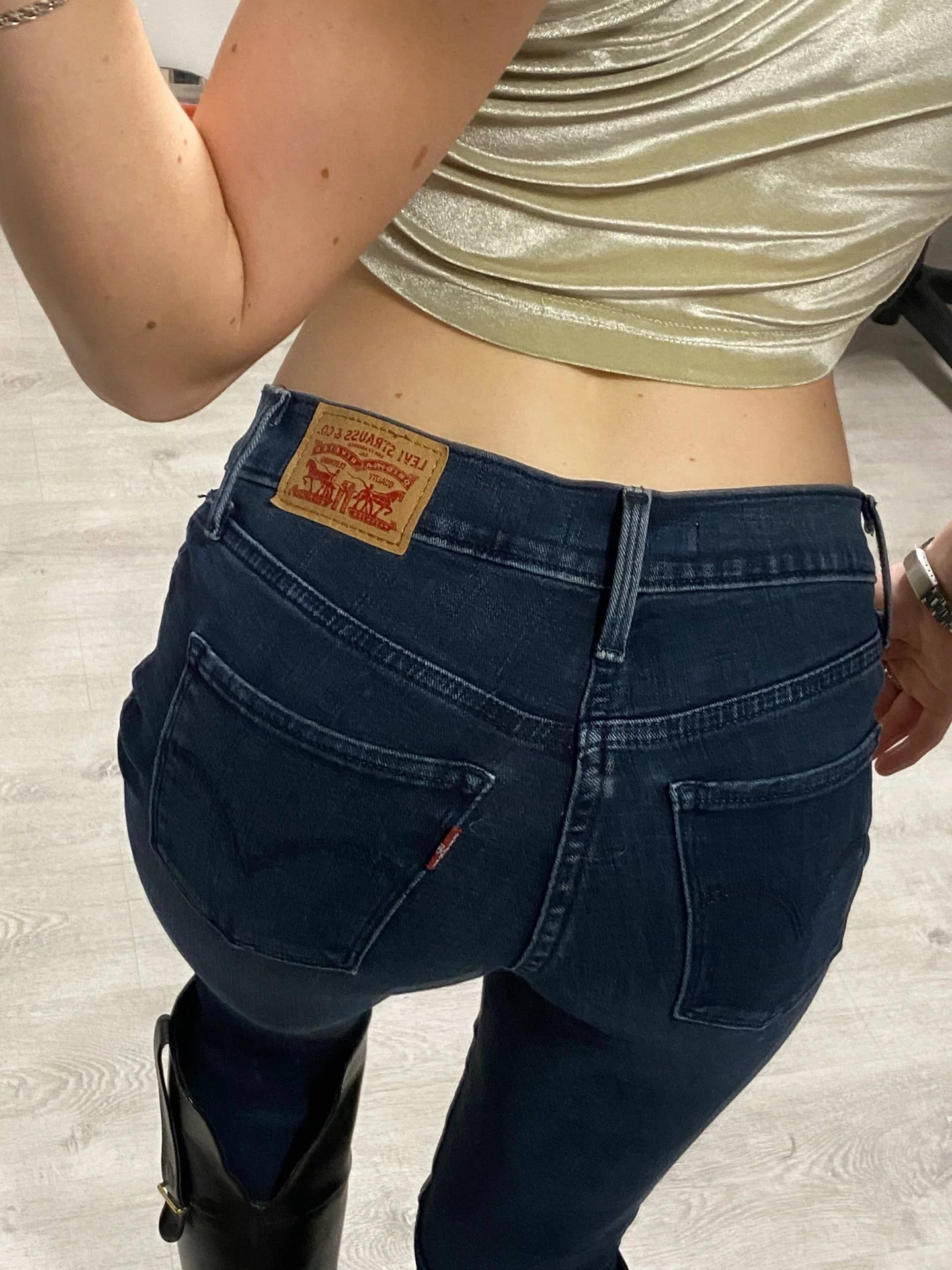 джинсы levi’s xs - изображение 1