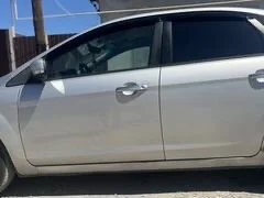 автомобиль Ford Focus 1.6 MT,2011 - миниатюра 5