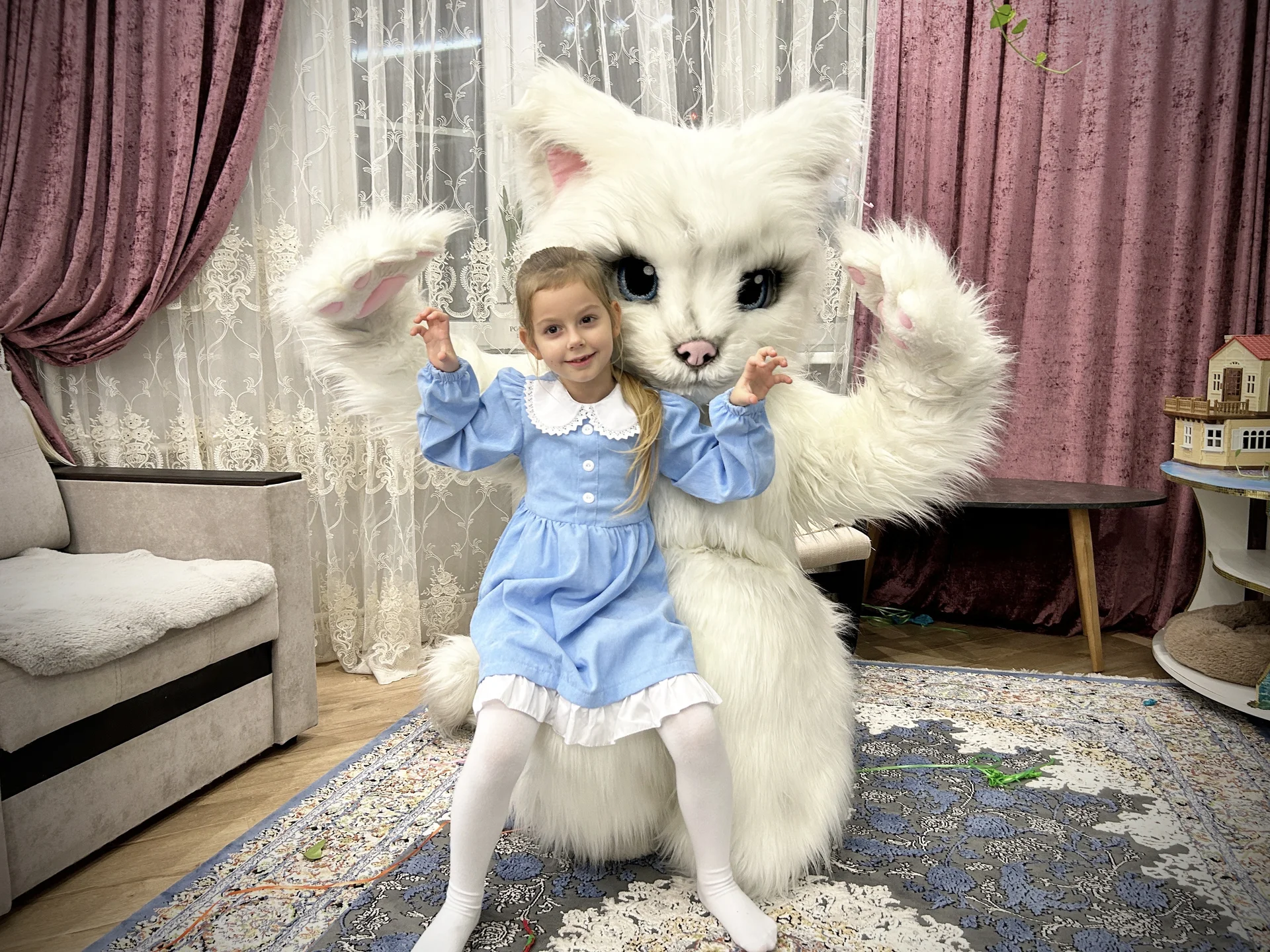 Ростовая кукла поздравление на день рождения - миниатюра 5
