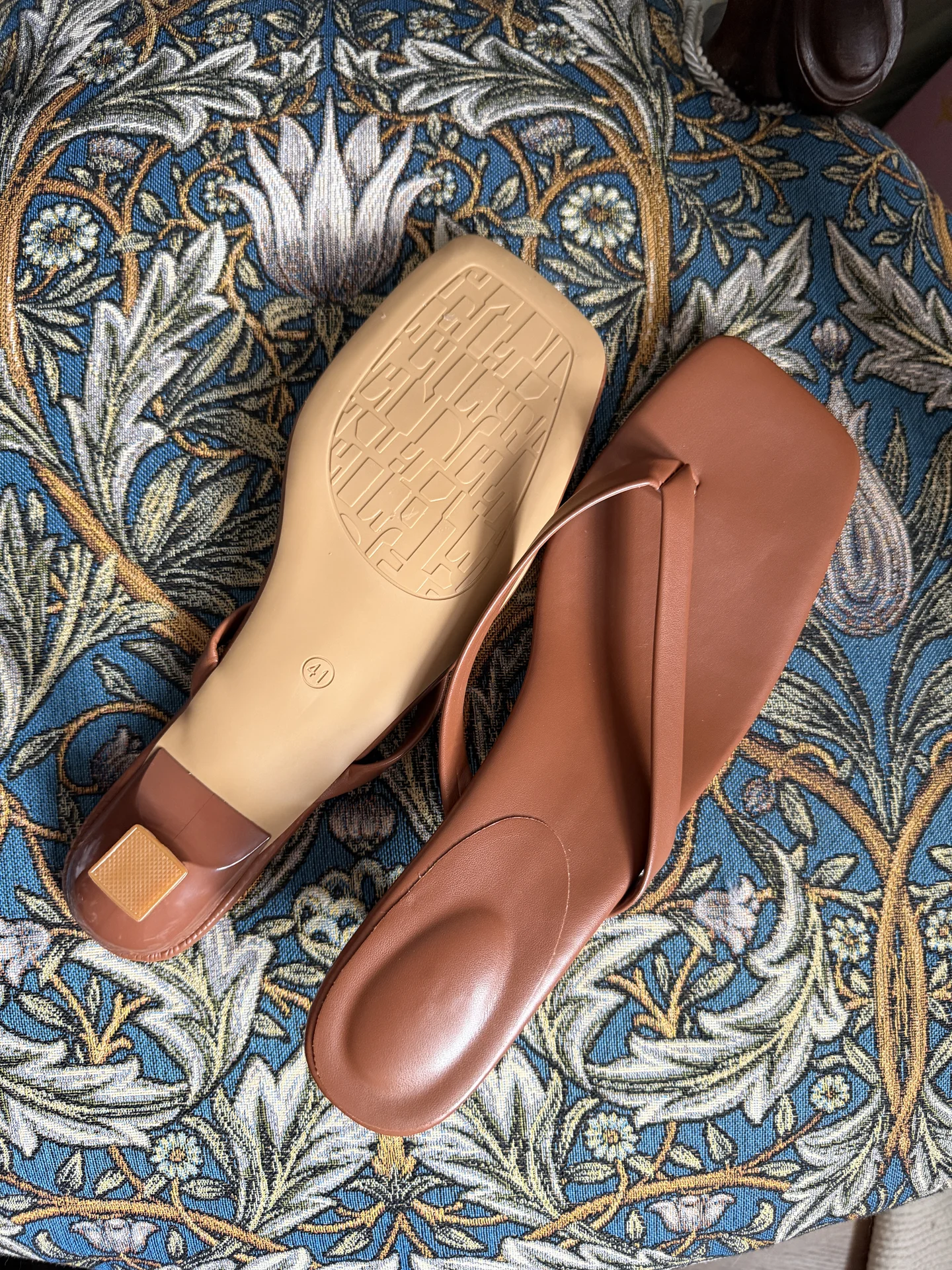Мюли на невысоком каблуке - миниатюра 2