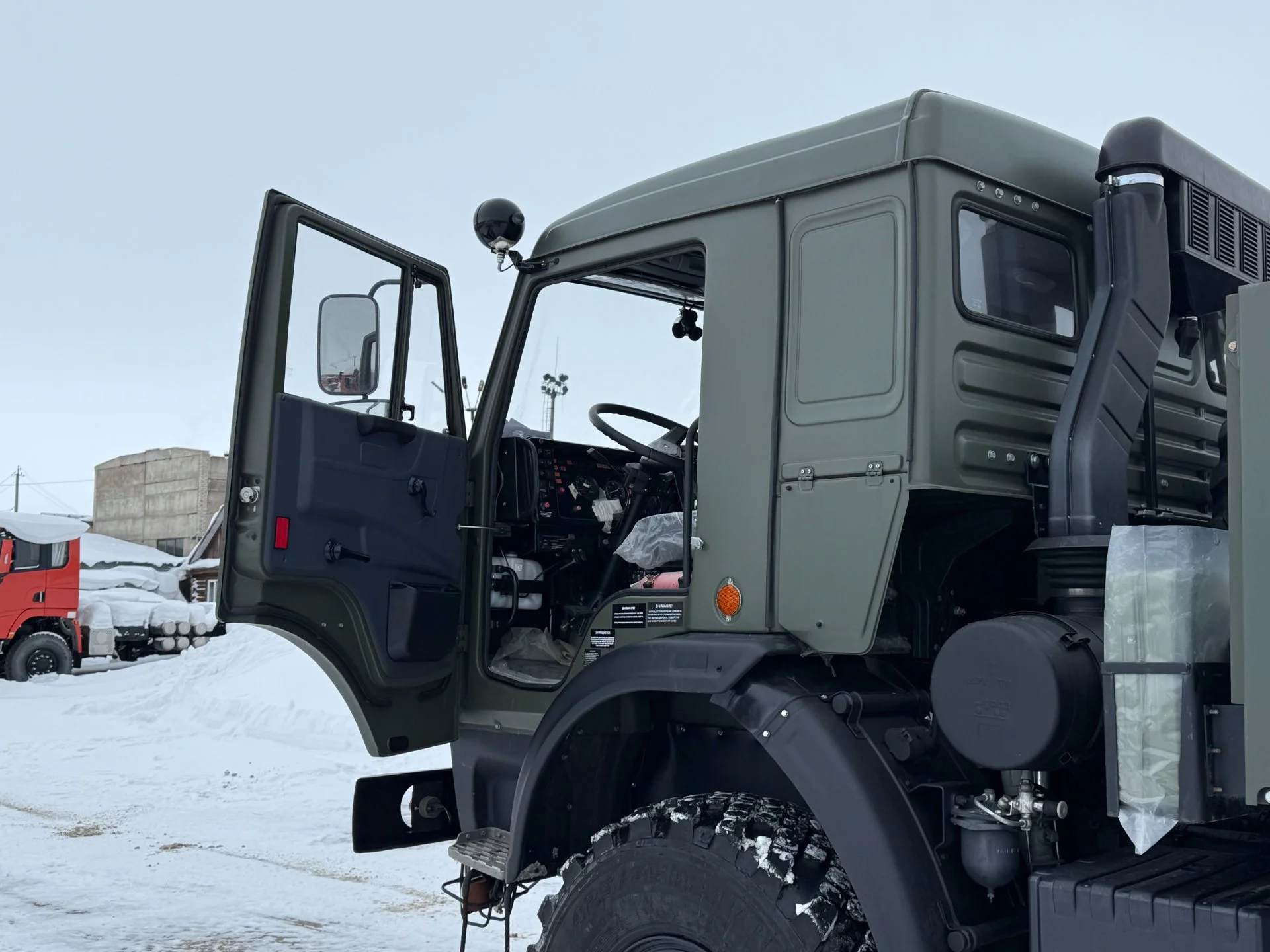 КАМАЗ 43118 вездеход , новый, евро2. В наличии. - миниатюра 4