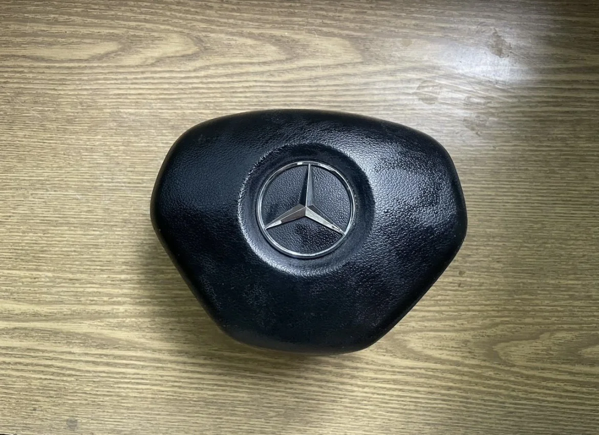Запчасти для Mercedes - изображение 1