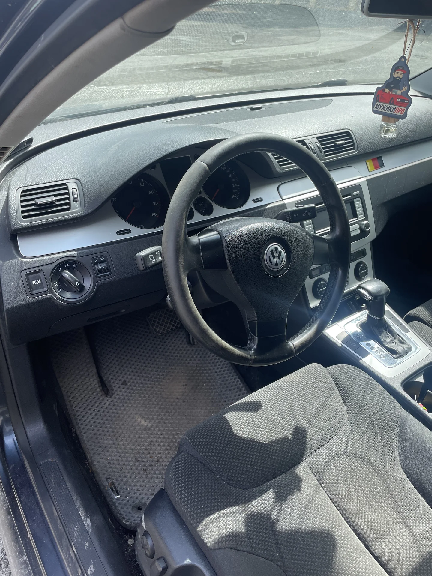 volkswagen passat 1.8 2008 210000км - миниатюра 3