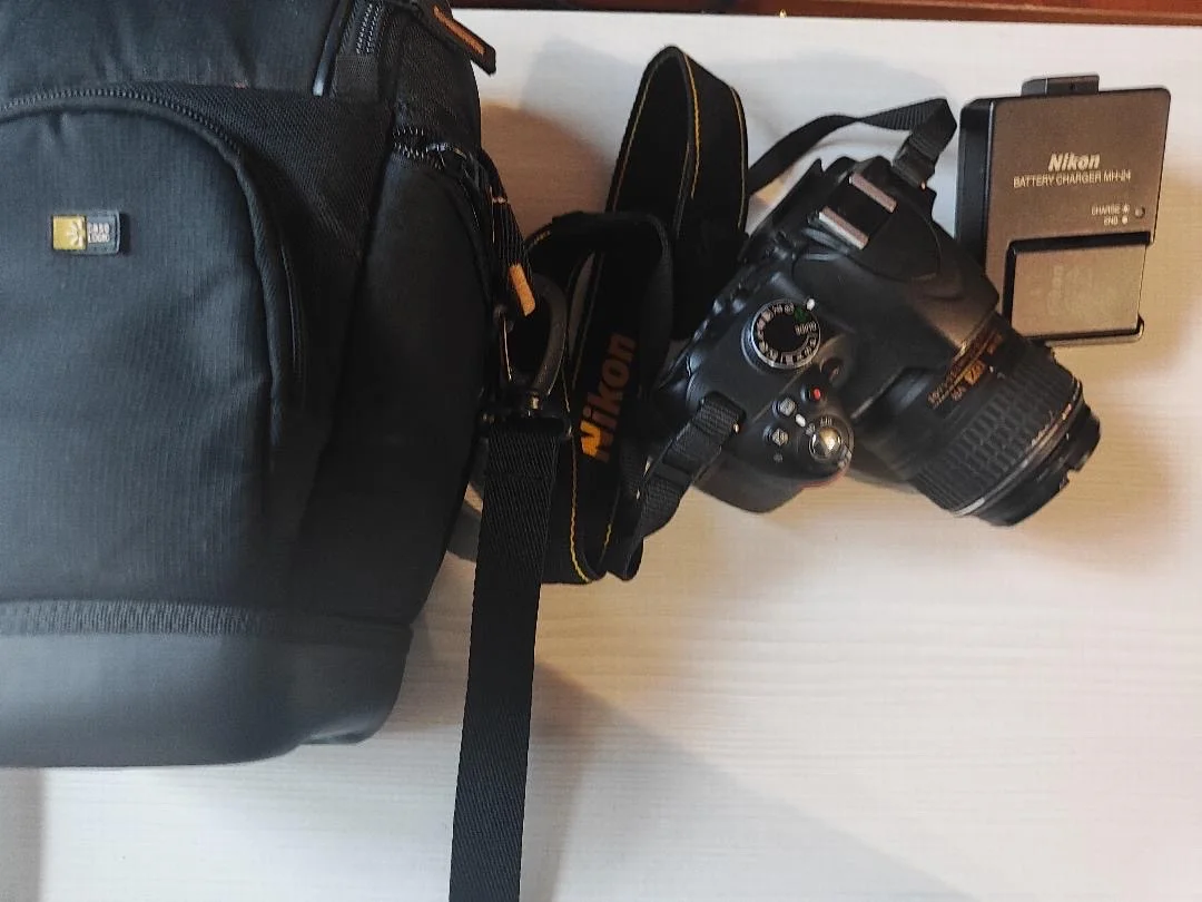 Зеркальный фотоаппарат Nikon D3200 + сумка - миниатюра 5