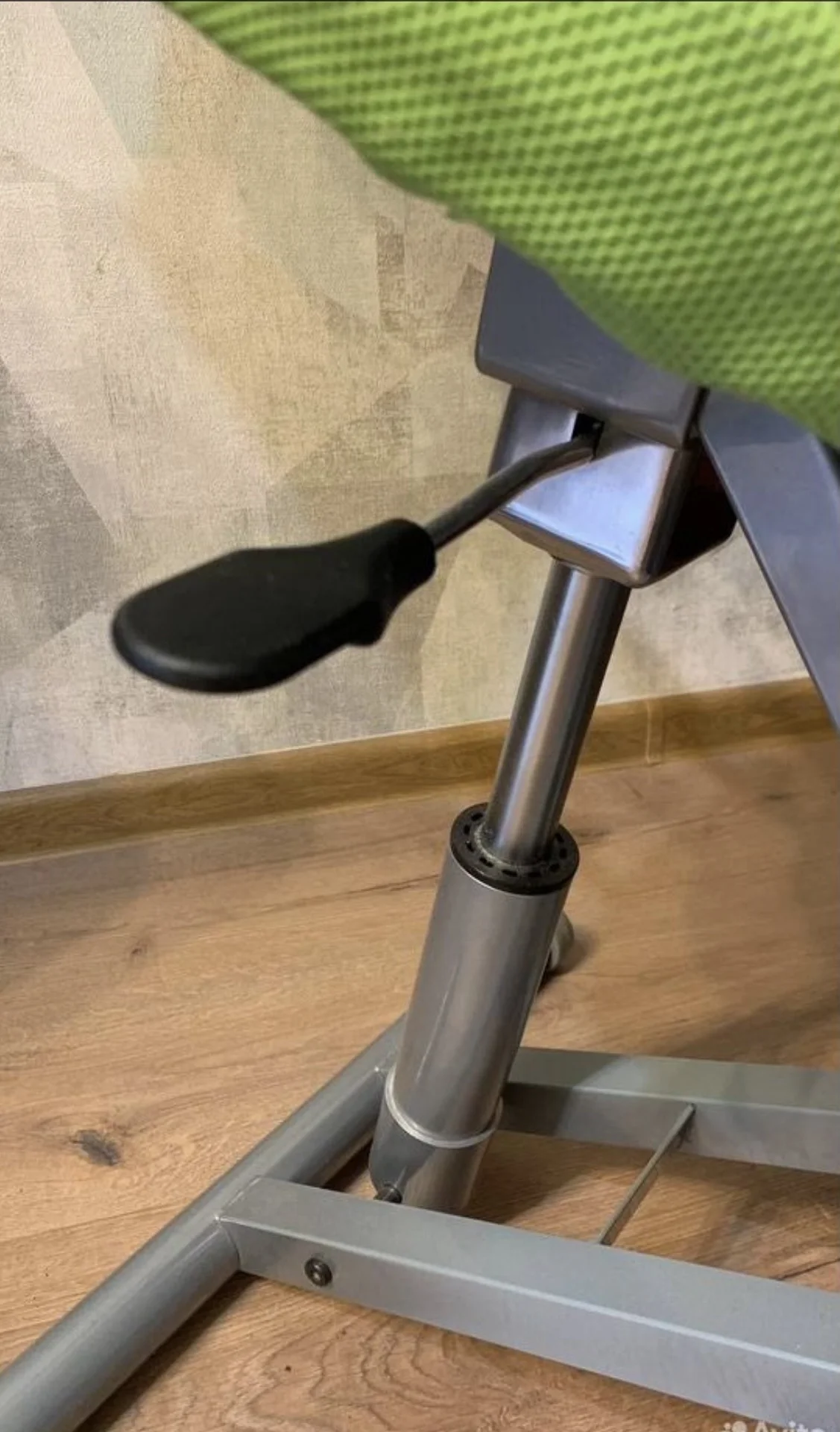 коленный стул smartstool со спинкой - миниатюра 3