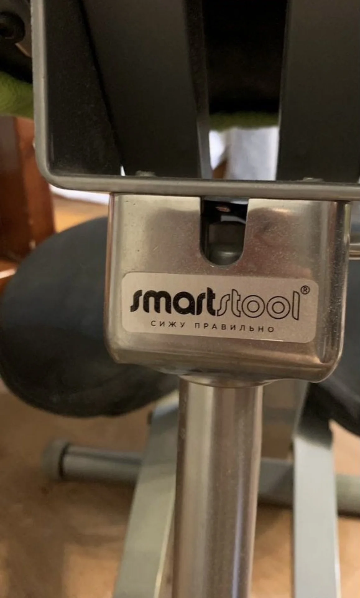 коленный стул smartstool со спинкой - миниатюра 4