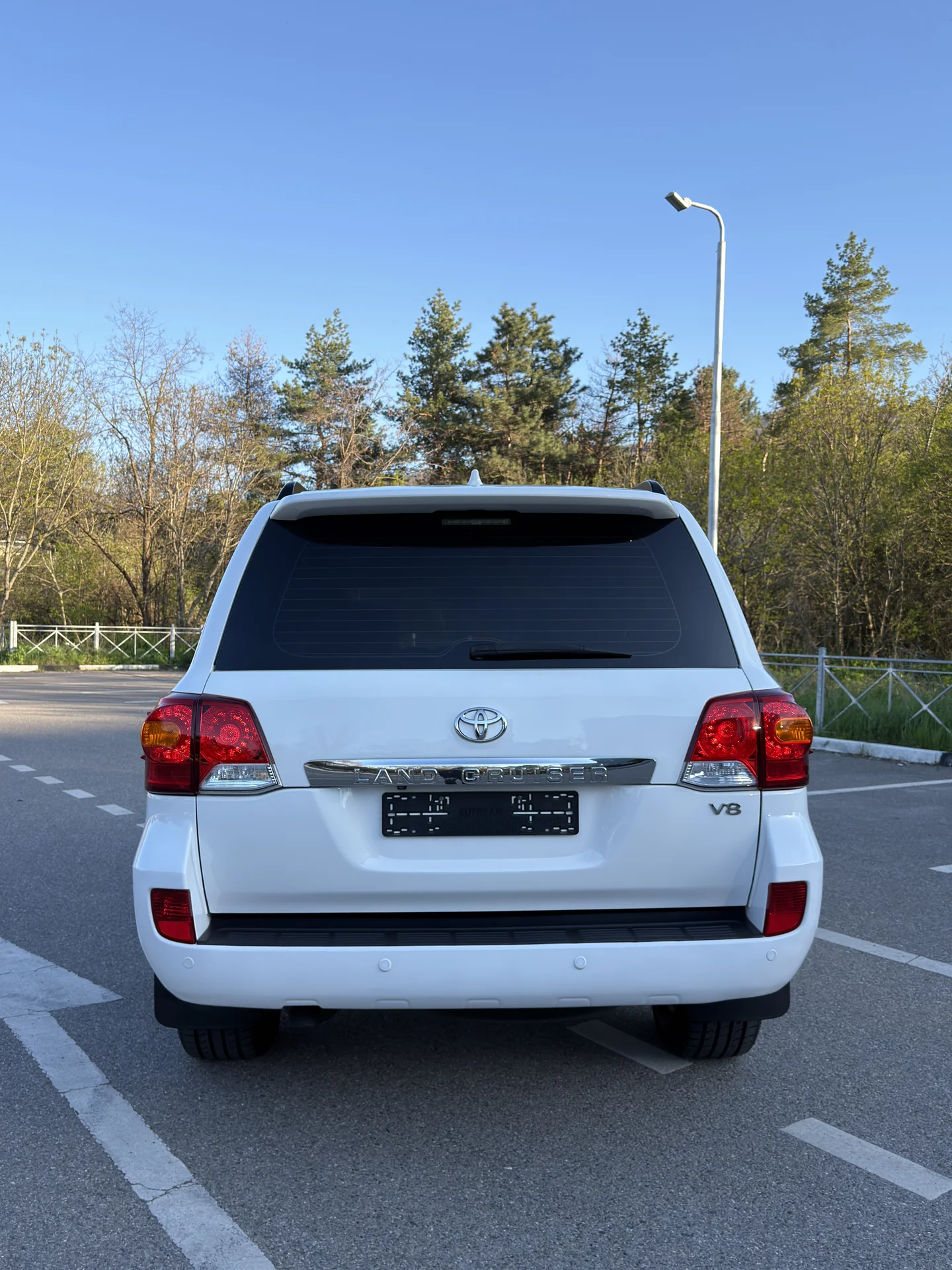 Toyota Land Cruiser 200 - миниатюра 5
