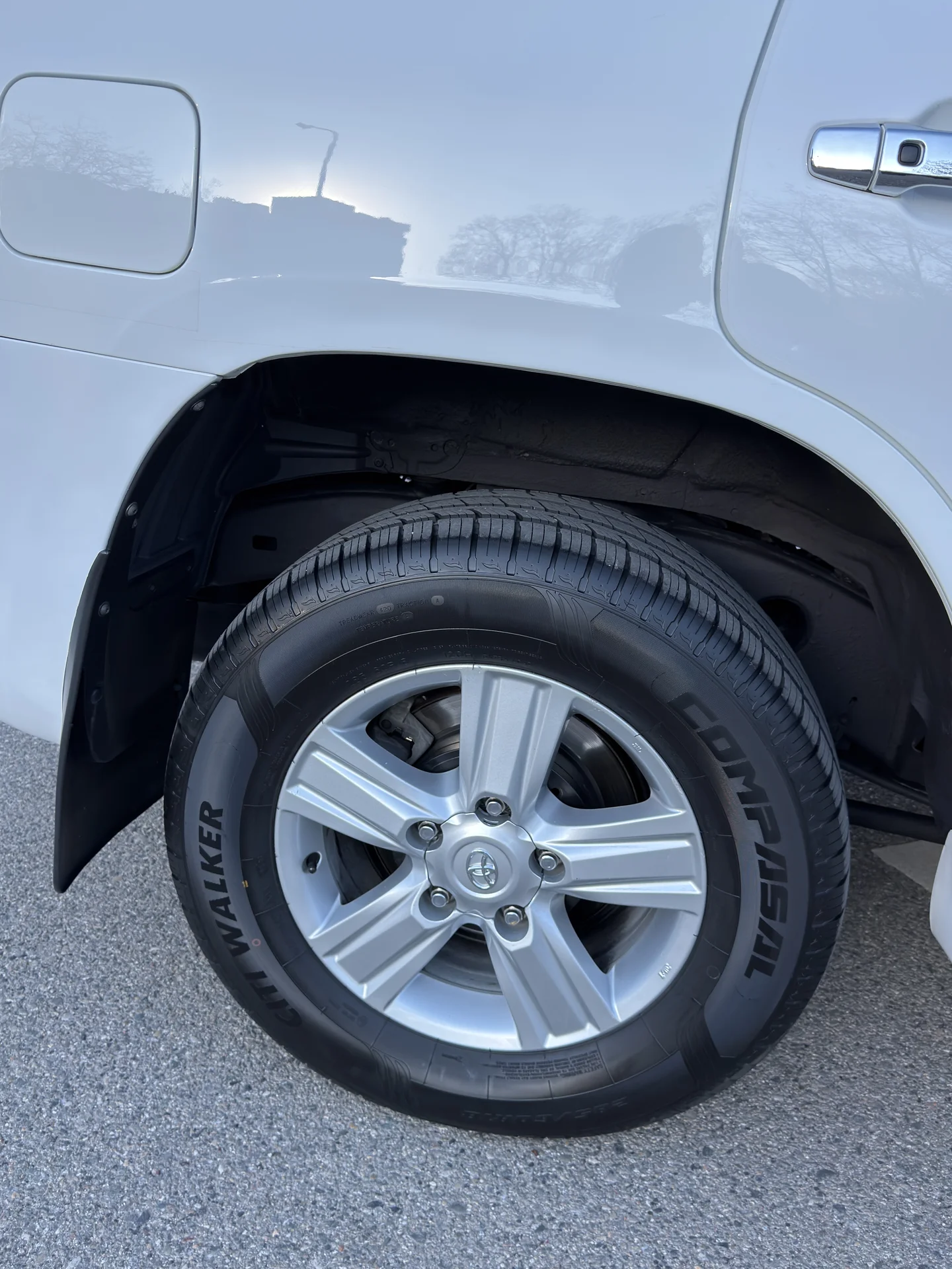 Toyota Land Cruiser 200 - миниатюра 11