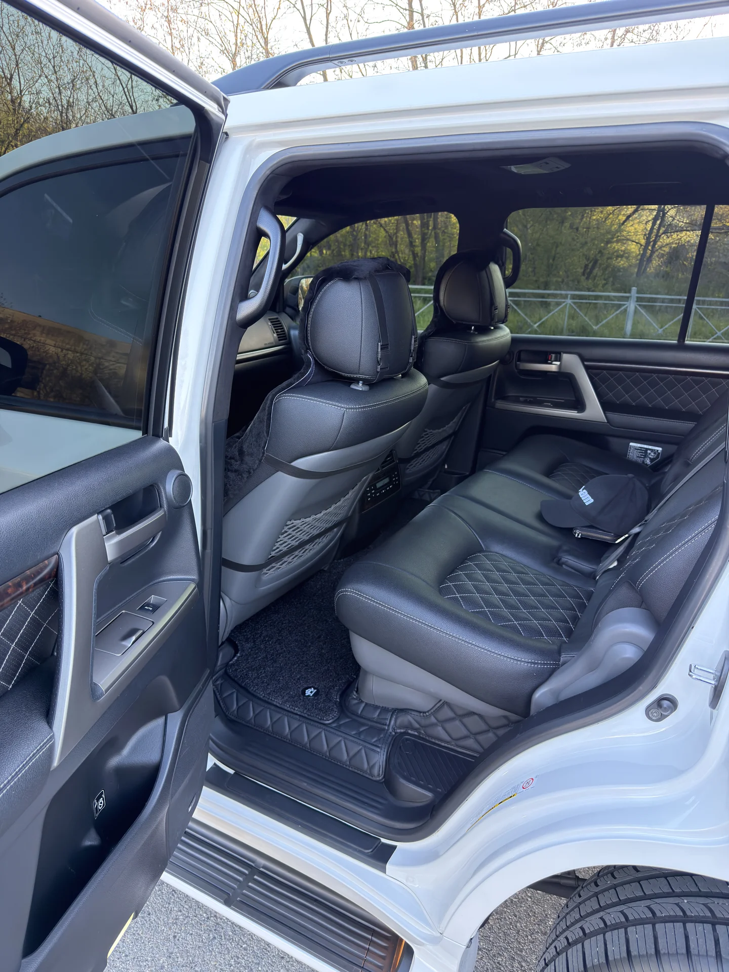 Toyota Land Cruiser 200 - миниатюра 18