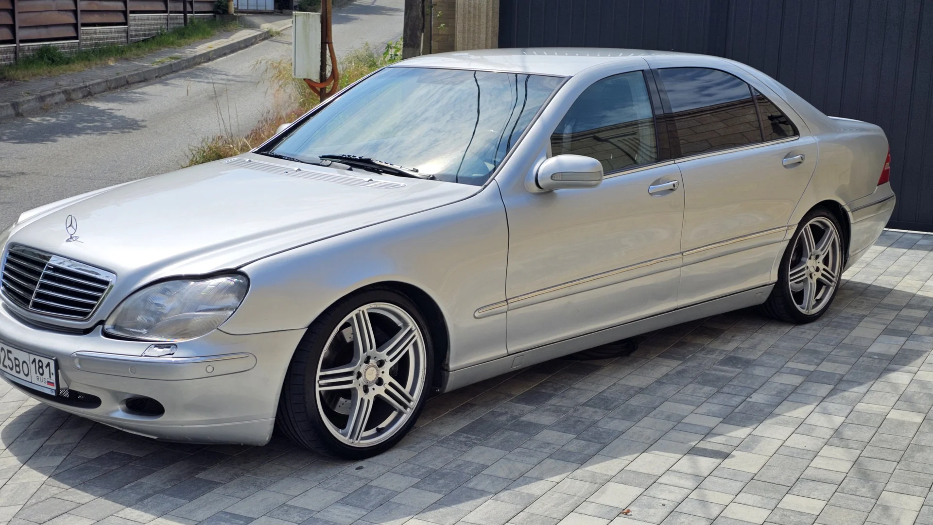 Mercedes Benz S500 - миниатюра 3