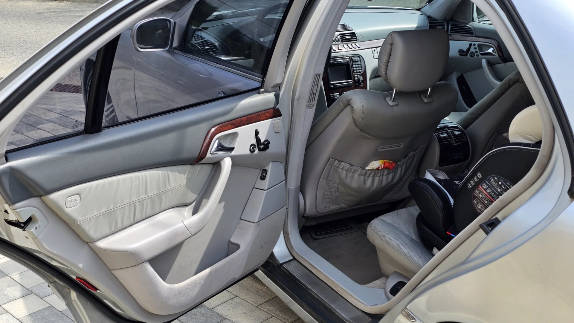 Mercedes Benz S500 - миниатюра 9