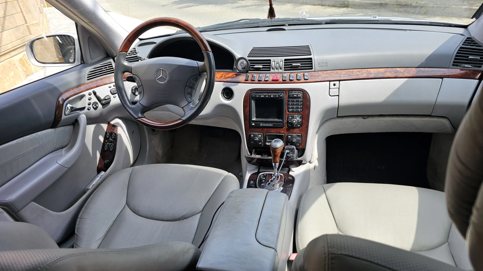 Mercedes Benz S500 - миниатюра 13