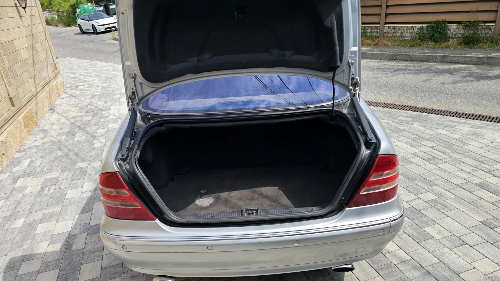 Mercedes Benz S500 - миниатюра 14