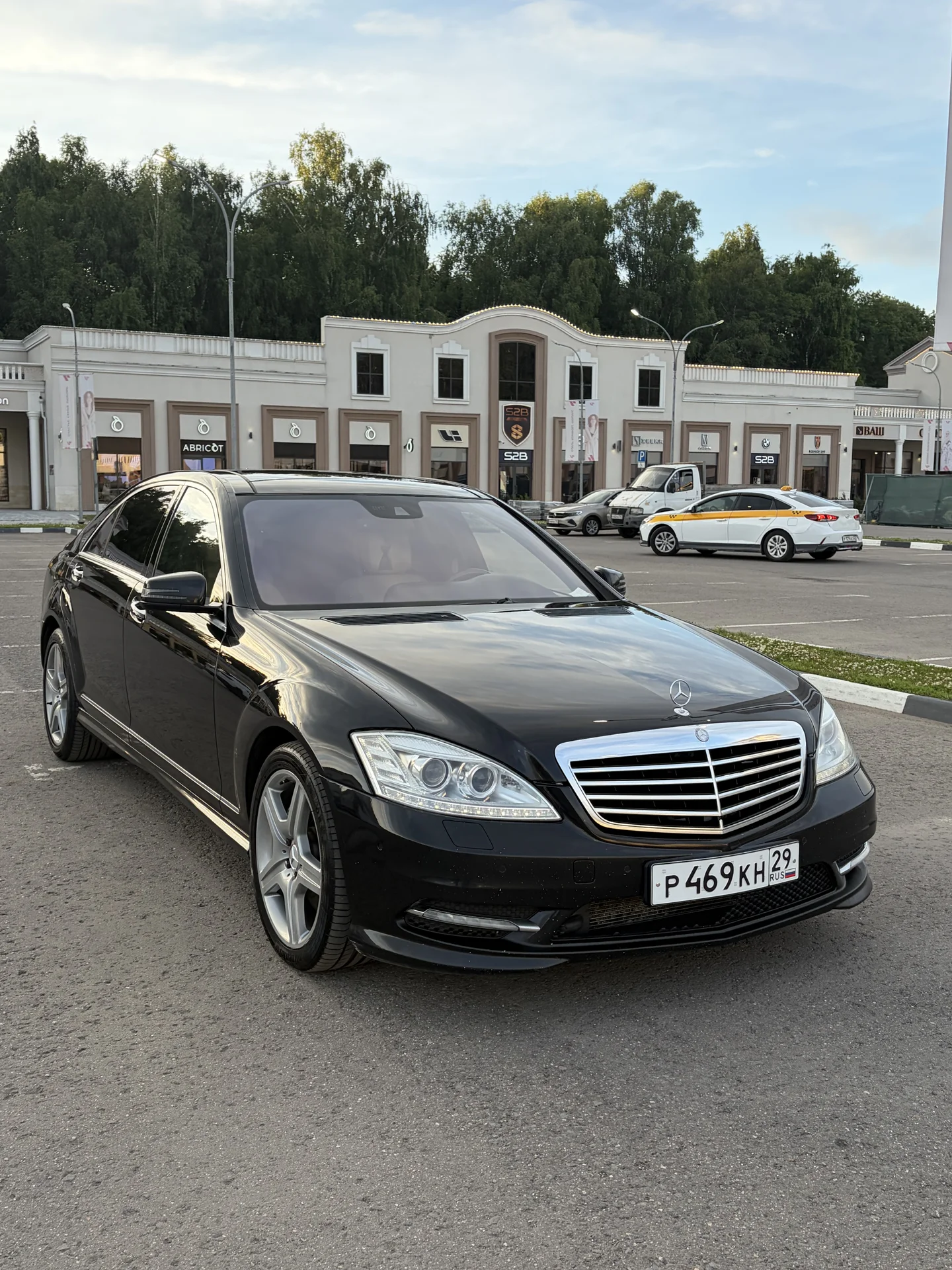 Mercedes Benz S500 - миниатюра 8